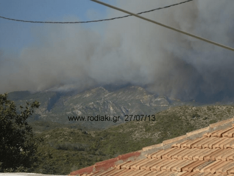 Καίγεται η Ρόδος – Στάχτη 30.000 στρέμματα δασικής έκτασης [εικόνες] | iefimerida.gr 1