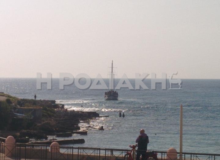 Τραγωδία με μετανάστες στη Ρόδο - Ναυάγιο με τουλάχιστον 3 νεκρούς [εικόνες & βίντεο] | iefimerida.gr 2