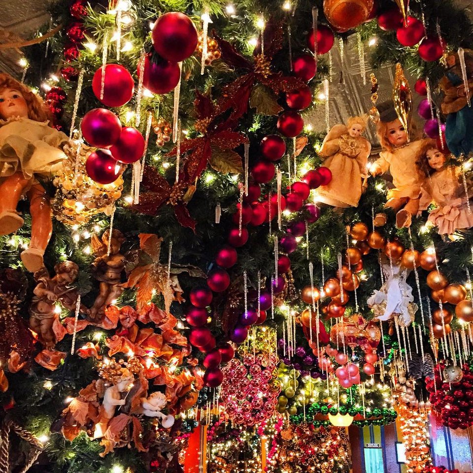 Εστιατόριο ξοδεύει 60.000 δολάρια για τον πρωτοχρονιάτικο διάκοσμο και εντυπωσιάζει [εικόνες]  | iefimerida.gr 0