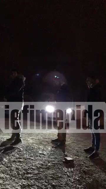 Πρωτοχρονιάτικο γλέντι Ρομά: Παπιγιόν, σακάκια, όπλα και πυροβολισμοί στο Δενδροπόταμο Θεσσαλονίκης [εικόνες] | iefimerida.gr 7