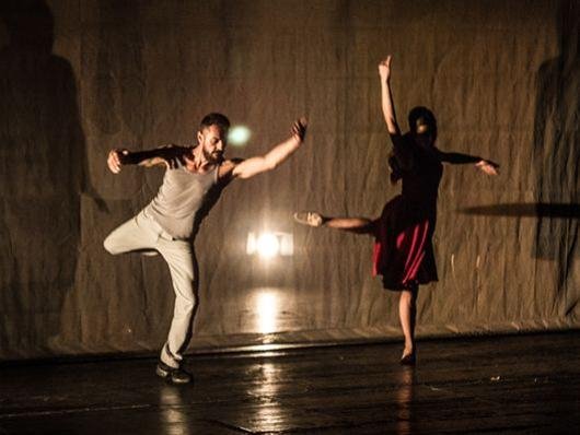 Θεσσαλονίκη: «Ρωμαίος & Ιουλιέτα» στον δρόμο [εικόνες] | iefimerida.gr 0