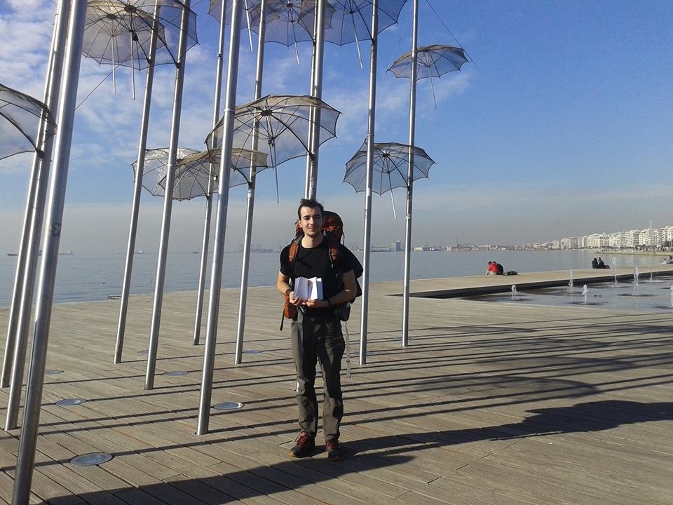 Ο 22χρονος Γάλλος που γυρνά τον κόσμο με τα... πόδια, έφτασε στην Ελλάδα! [εικόνες] | iefimerida.gr 0