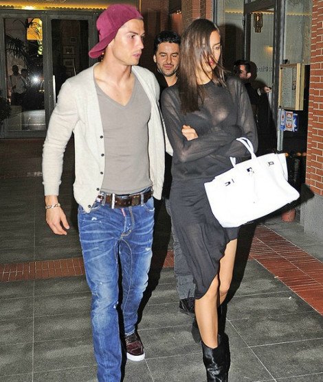 Αποκάλυψη: Nα γιατί σερνόταν χθες ο Ρονάλντο και έφαγε τέσσερα γκολ η Ρεάλ  [εικόνες]  | iefimerida.gr 0