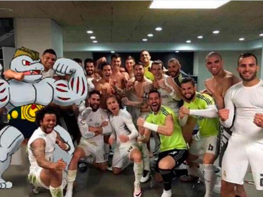 To Twitter «τρολάρει» τον Ρονάλντο για την ημίγυμνη φωτογραφία [εικόνες] | iefimerida.gr 1