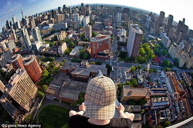 Rooftoping: Η επικίνδυνη μόδα των εφήβων που κερδίζει συνεχώς έδαφος προκαλώντας τρόμο [εικόνες] | iefimerida.gr 2