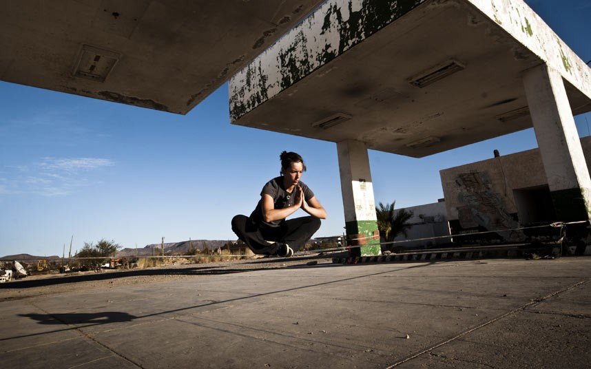 Ακροβατώντας στον γκρεμό - Το πρωτότυπο άθλημα που κόβει την ανάσα [εικόνες] | iefimerida.gr 10
