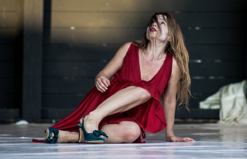 Eνα παλιό εργοστάσιο ντομάτας στη Σαντορίνη γίνεται ηφαίστειο πολιτισμού με κορυφαία ονόματα [εικόνες] | iefimerida.gr 6