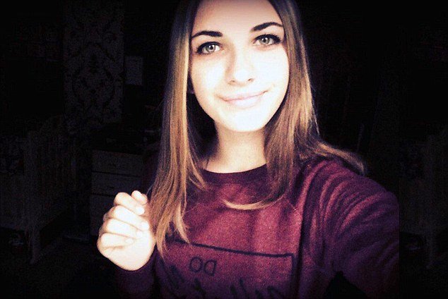 Κάτω από το κάθισμα αυτής της όμορφης 15χρονης στο ρωσικό Airbus είχαν βάλει τη βόμβα οι τζιχαντιστές [εικόνες] | iefimerida.gr 0