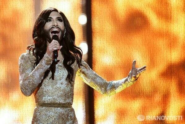 Οι Ρώσοι αντιδρούν στη νίκη της Conchita στη Eurovision και ξυρίζουν τις γενειάδες τους [εικόνες] | iefimerida.gr 3