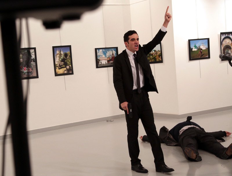 «Αλλαχού Ακμπάρ, εκδίκηση για το Χαλέπι» φώναζε ο 22χρονος τρομοκράτης | iefimerida.gr 1