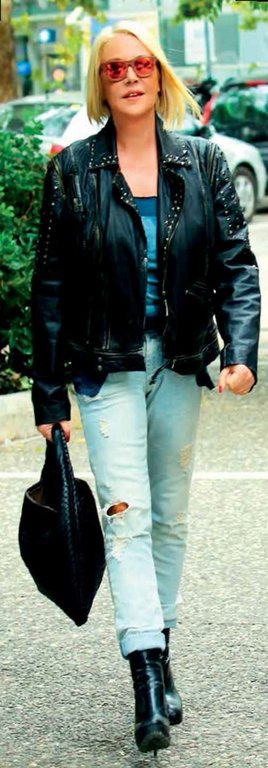 Η Ρούλα Κορομηλά «χτίζει» κορμί -Αδυνάτισε και είναι εντυπωσιακή [εικόνες] | iefimerida.gr 1