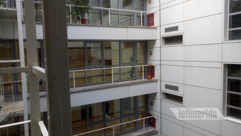 Ντου του Ρουβίκωνα στο ΥΠΟΙΚ -Εφτασαν στο γραφείο του Τσακαλώτου -Καμία σύλληψη [εικόνες & βίντεο] | iefimerida.gr 3