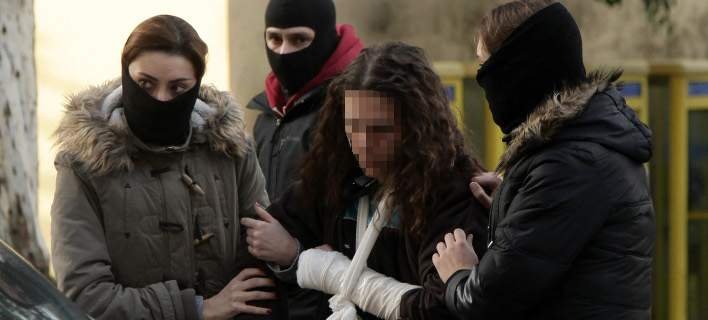 Ο ρόλος της 25χρονης συνεργού της Πόλας Ρούπα – Ταμίας με το τετράδιο εξόδων | iefimerida.gr 0