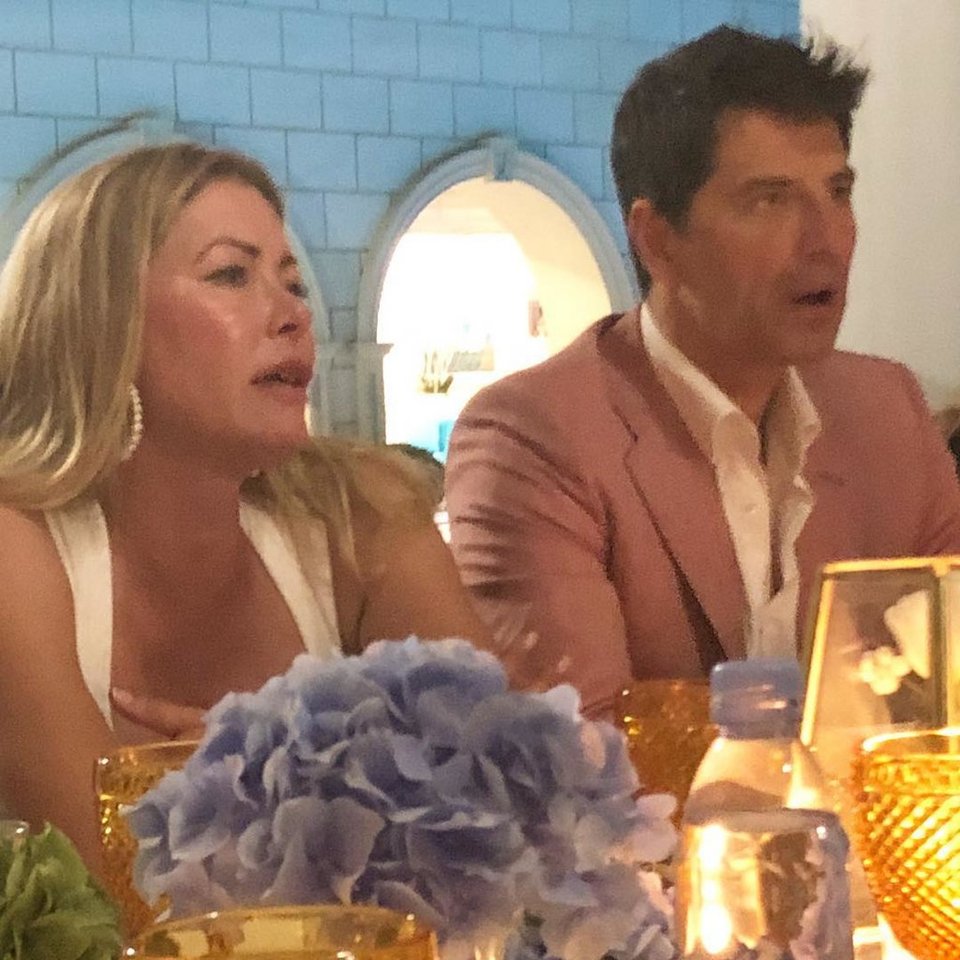 Σάκης Ρουβάς-Κάτια Ζυγούλη: Οι πρώτες φωτογραφίες από τη βάπτιση του γιου τους [εικόνες] | iefimerida.gr 1