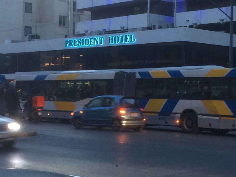 Επίθεση του Ρουβίκωνα με μπογιές στο τουρκικό προξενείο -Εφυγαν με λεωφορείο, 4 προσαγωγές [εικόνες] | iefimerida.gr 5