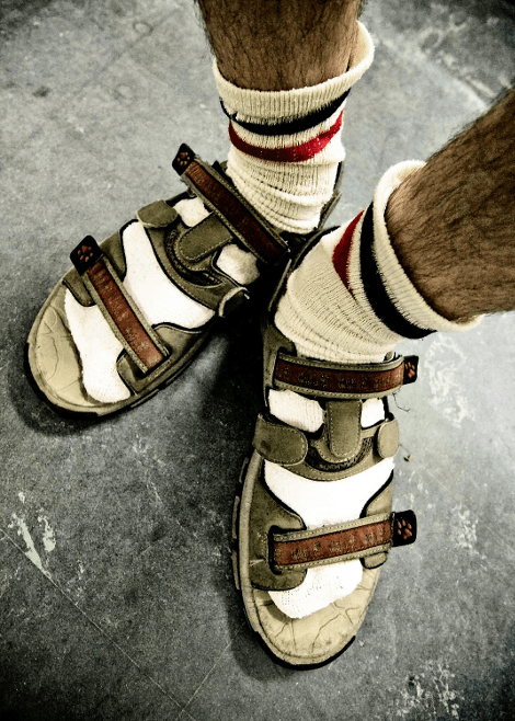 Τα 10 ρούχα που απαγορεύεται να φορέσει κανείς σε πρώτο ραντεβού [εικόνες] | iefimerida.gr 7