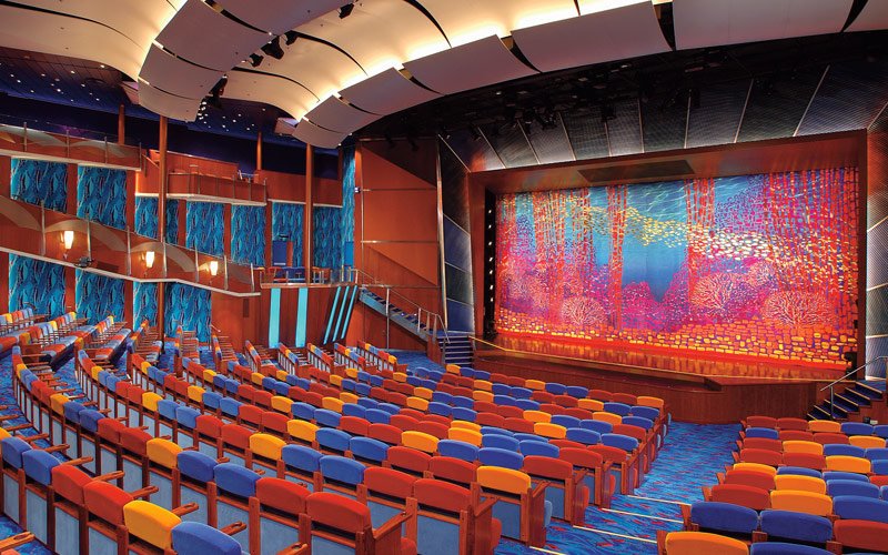 Μία «πλωτή πολιτεία» στη Σούδα -Το εντυπωσιακό κρουαζιερόπλοιο Jewel of Seas [εικόνες] | iefimerida.gr 0