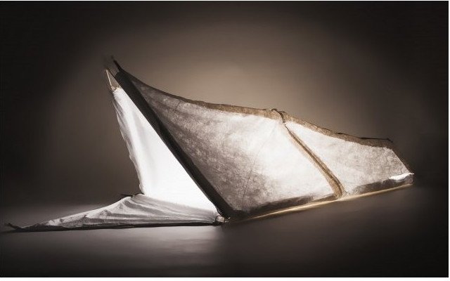 Βρετανοί έφτιαξαν παλτό για πρόσφυγες: Γίνεται sleeping bag [εικόνες] | iefimerida.gr 2