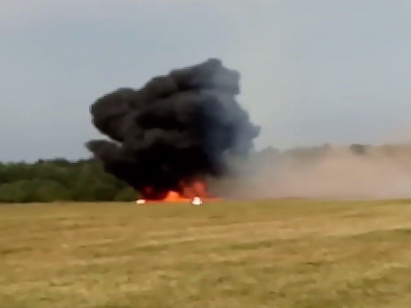 Τραγωδία σε αεροπορική επίδειξη στη Μόσχα -Συνετρίβη αεροσκάφος, δύο νεκροί [εικόνα&βίντεο] | iefimerida.gr 1