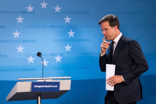 Ρούτε εναντίον Βίλντερς: Ολα έτοιμα για την εκλογική μάχη στην Ολλανδία | iefimerida.gr 2