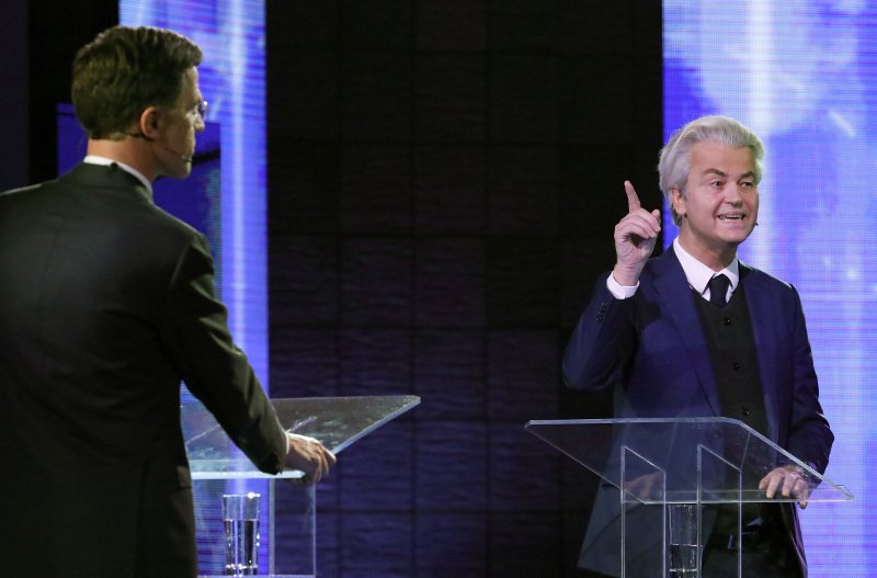 Σε υψηλούς τόνους το debate στην Ολλανδία -Βίλντερς σε Ρούτε: Είσαι όμηρος του Ερντογάν [εικόνες] | iefimerida.gr 1