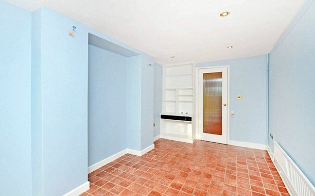 Καμαρούλα μια σταλιά με πλάτος 1,5 μέτρο βγαίνει στο σφυρί για 1 εκατ. ευρώ [εικόνες]  | iefimerida.gr 1