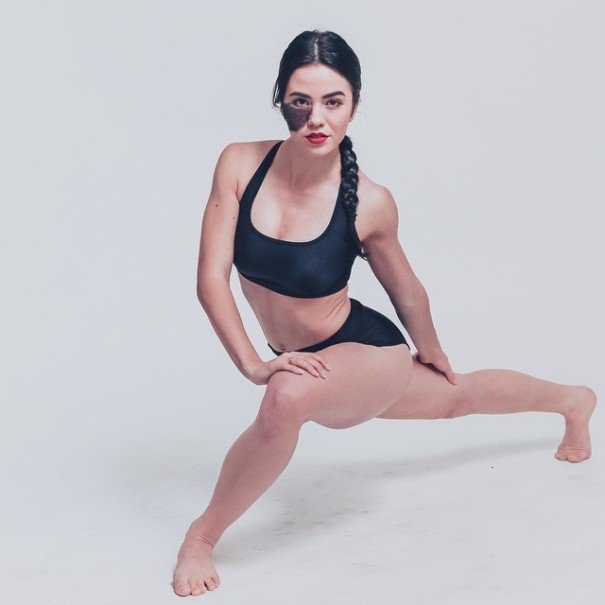 Πώς μια καλλονή με τριχωτό σημάδι εκ γενετής αγάπησε την ιδιαιτερότητά της και έγινε χορεύτρια [εικόνες]  | iefimerida.gr 2