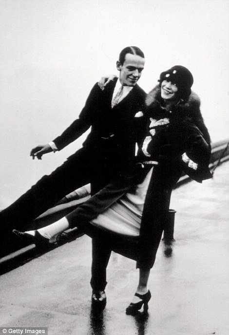 Το ξενοδοχείο όπου «γράφτηκε» η ιστορία των ελίτ του Λονδίνου – Διάσημοι επισκέπτες και απίστευτες ιστορίες [εικόνες] | iefimerida.gr 1