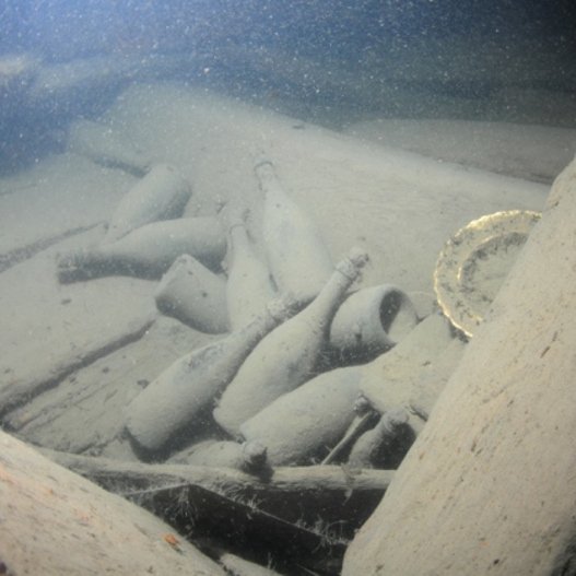  Εξαιρετικής ποιότητας σαμπάνιες ήταν χαμένες 170 χρόνια στο βυθό [εικόνες] | iefimerida.gr 2