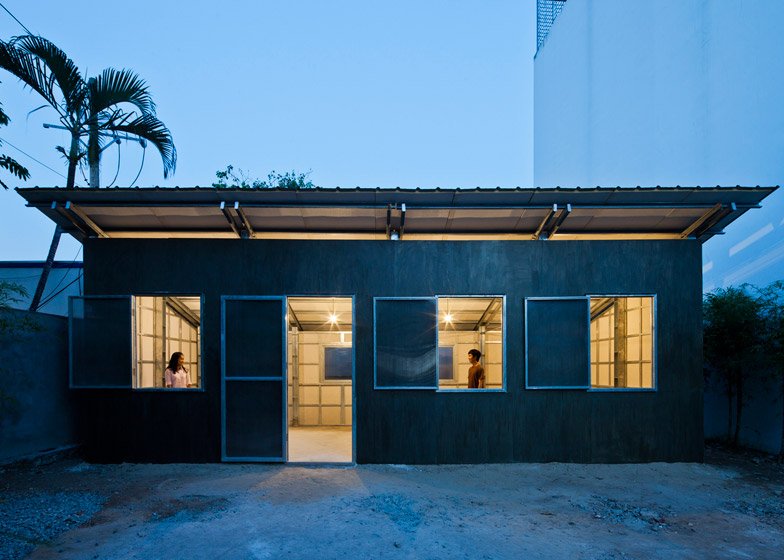 H high tech καλύβα που είναι κατασκευασμένη να αντέξει μέχρι και τυφώνα κατηγορίας 5 [εικόνες] | iefimerida.gr 0