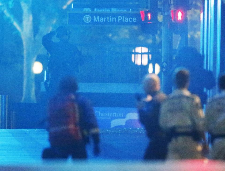 Αιματηρό τέλος στο θρίλερ του Σίδνεϊ: Νεκρός ο δράστης και δύο όμηροι [εικόνες & βίντεο] | iefimerida.gr 2