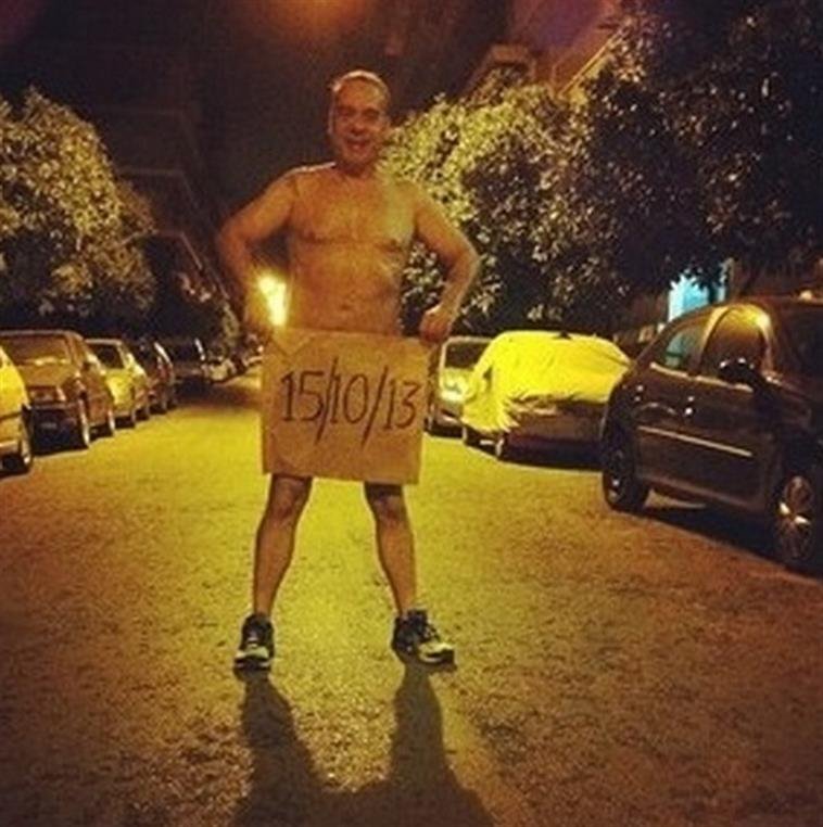 Σοκ(ιν)-Ο Φώτης Σεργουλόπουλος γυμνός στους δρόμους της Αθήνας [εικόνα] | iefimerida.gr 0
