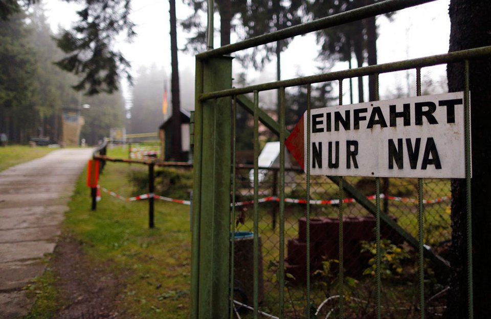 Μία βραδιά στο καταφύγιο – Πληρώνουν για να ζήσουν σαν στρατιώτες της ανατολικής Γερμανίας που δέχονται επίθεση [εικόνες] | iefimerida.gr 2