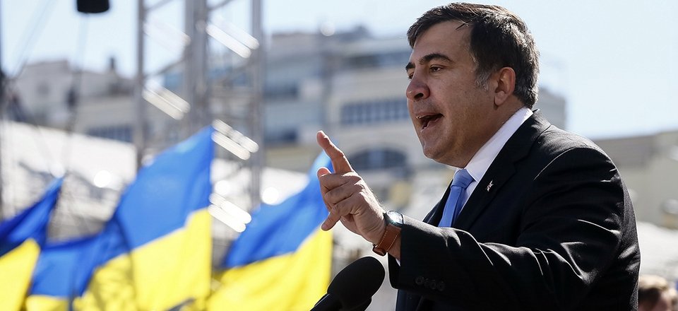 Πώς ζει ένας πρώην κομμουνιστής στην εξορία: Η ζωή του γεωργιανού Σαακασβίλι στο Μπρούκλιν [εικόνες] | iefimerida.gr 0