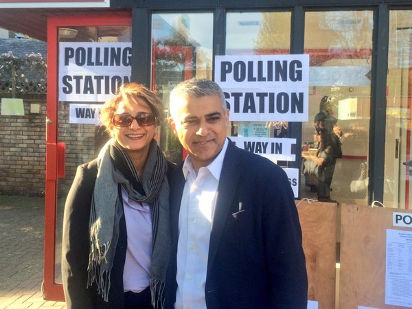 Ενας μουσουλμάνος, γιος Πακιστανού οδηγού λεωφορείων, το φαβορί να εκλεγεί σήμερα δήμαρχος Λονδίνου [εικόνες] | iefimerida.gr 0