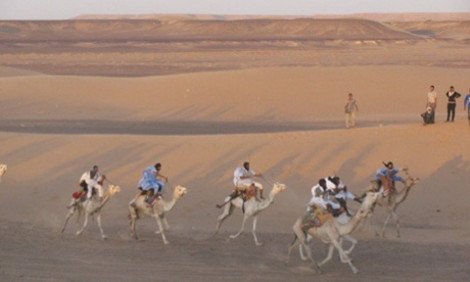 Οι «Κάννες της Ερήμου»: Το πιο απομακρυσμένο φεστιβάλ του πλανήτη -Στην καρδιά της Σαχάρα [εικόνες] | iefimerida.gr 1