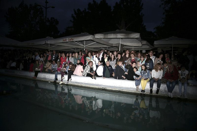 Βούλιαξε η Νέα Σμύρνη: Ο Ρουβάς ερμήνευσε το «Αξιον Εστί» και 15.000 άτομα από κάτω τον αποθέωναν [εικόνες & βίντεο] | iefimerida.gr 8