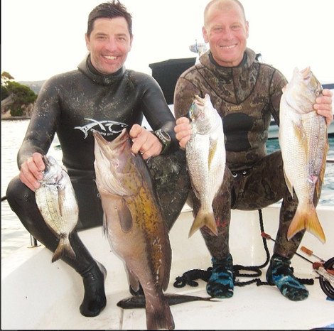 Ο καλύτερος ψαράς -Το τεράστιο ψάρι που έπιασε ο Σάκης Ρουβάς [εικόνα] | iefimerida.gr 0