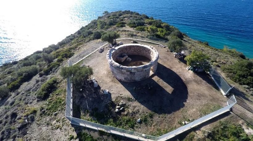 Αναστηλώθηκε και παραδίδεται στο κοινό ταφικό μνημείο του 4ου αι. π.Χ. στη Σαλαμίνα [εικόνα] | iefimerida.gr 0