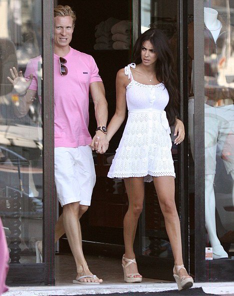 Με παντρεμένο έχει δεσμό η Γεωργία Σάλπα [εικόνες] | iefimerida.gr 0