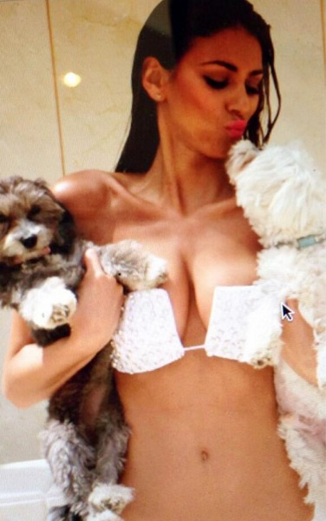 Να ποιοι χαίρονται πραγματικά τα... προσόντα της Γεωργίας Σάλπα [εικόνα] | iefimerida.gr 0