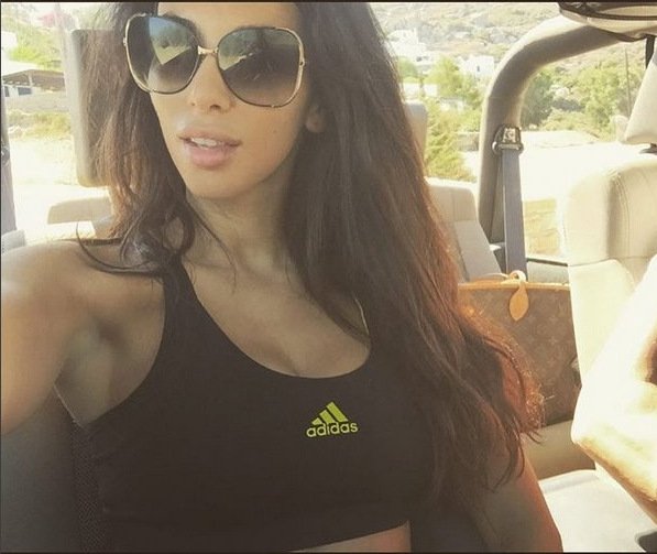 Η Γεωργία Σάλπα τρελαίνει τα ελληνικά νησιά -Κάνει τουρ και φωτογραφίζεται παντού [εικόνες] | iefimerida.gr 3