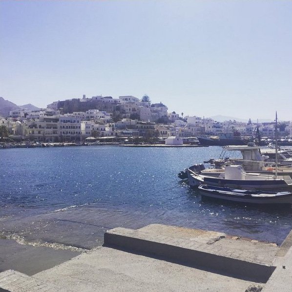 Η Γεωργία Σάλπα τρελαίνει τα ελληνικά νησιά -Κάνει τουρ και φωτογραφίζεται παντού [εικόνες] | iefimerida.gr 5