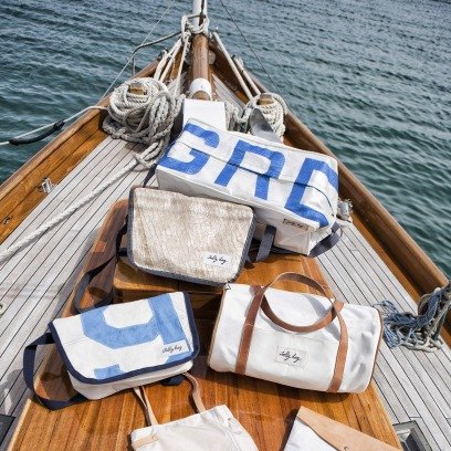 Τέσσερις ιδιοφυείς Ελληνες: Φτιάχνουν τσάντες ανακυκλώνοντας πανιά ιστιοφόρων [εικόνες] | iefimerida.gr 9