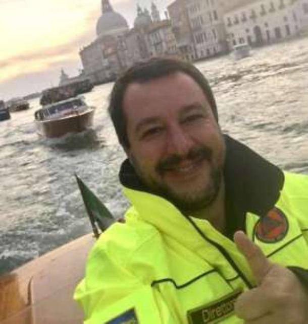 Η σέλφι του Σαλβίνι