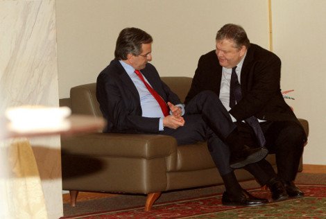 Ο Βενιζέλος υψώνει το δάχτυλο στον Σαμαρά -Κατ' ιδίαν συζήτηση στο Κάραβελ [εικόνες] | iefimerida.gr 4