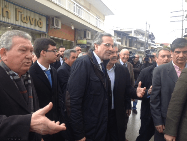 Ο Σαμαράς στα καφενεία της Θεσσαλονίκης: Το τσάι με λεμόνι που ήπιε και το ποίημα ενός συνταξιούχου [εικόνες & βίντεο] | iefimerida.gr 2