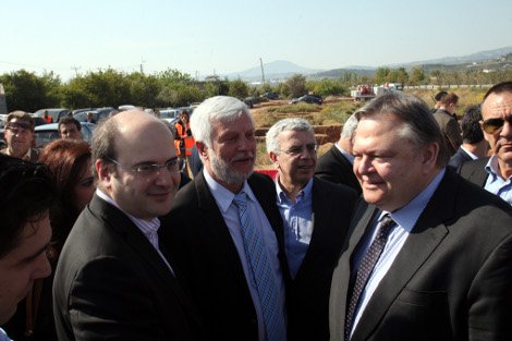 Σαμαράς και Βενιζέλος στα τούνελ και τα εργοτάξια της Ολυμπίας Οδού [εικόνες] | iefimerida.gr 2