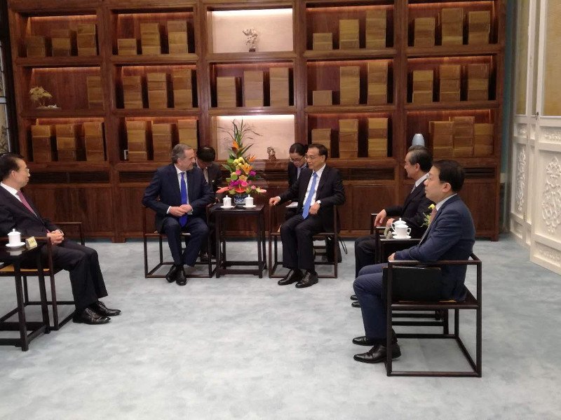 Στην Κίνα ο Σαμαράς, συναντήθηκε με τον Κινέζο πρωθυπουργό -Το γεύμα και η συζήτηση [εικόνες] | iefimerida.gr 0