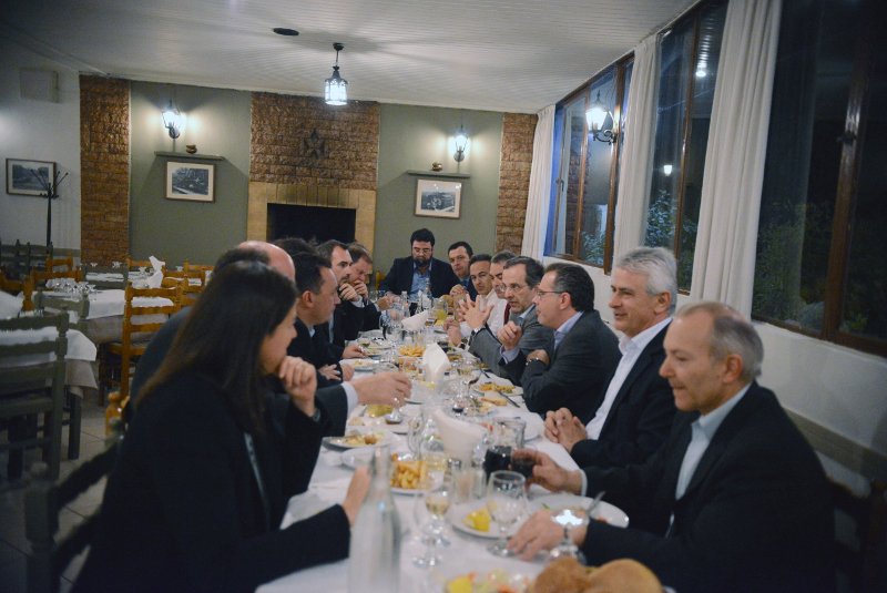 Ο Σαμαράς επικαλείται τον Σαρκοζί: Είδατε ο Νικολά; Θριάμβευσε... | iefimerida.gr 0